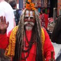 Heilige Männer sind ein Teil des Straßenbildes von Kathmandu